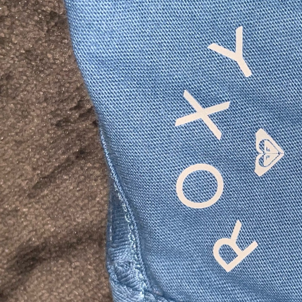 Roxy shirt